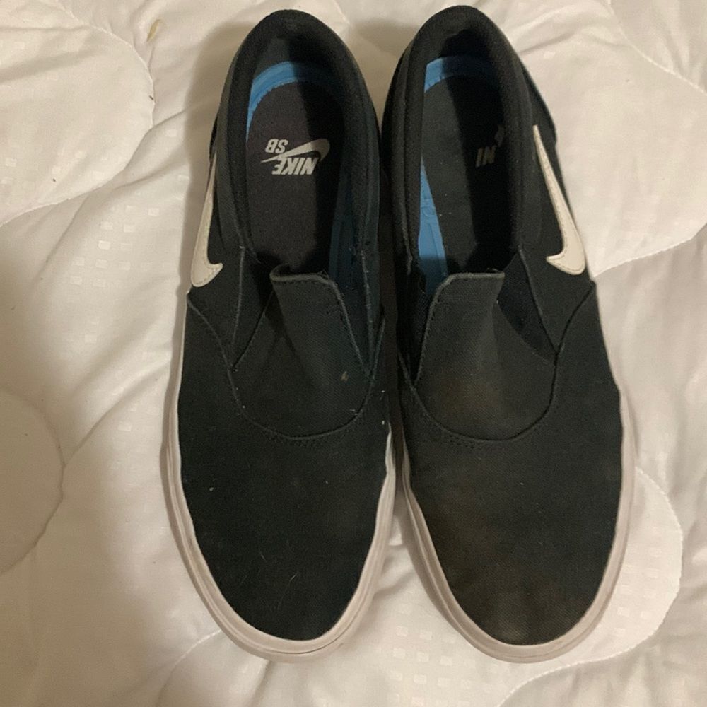 Nike Slip ONS. size 7.5 black